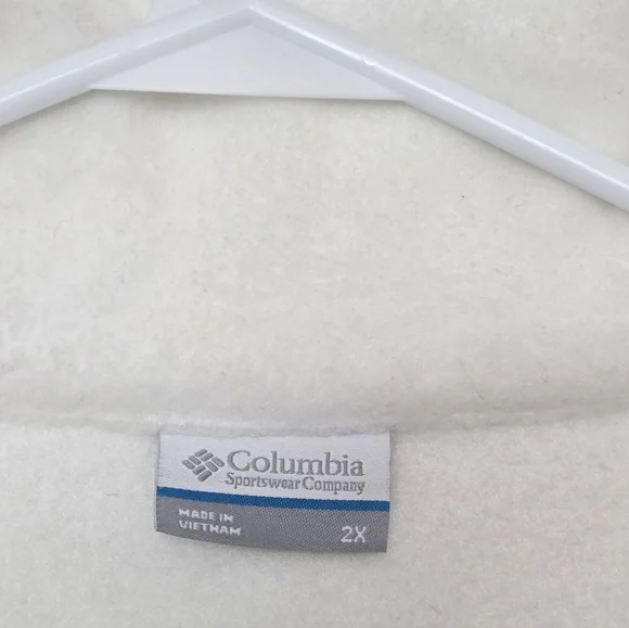 Columbia Soft White Sleeveless Fleece - Picture 7 of 11